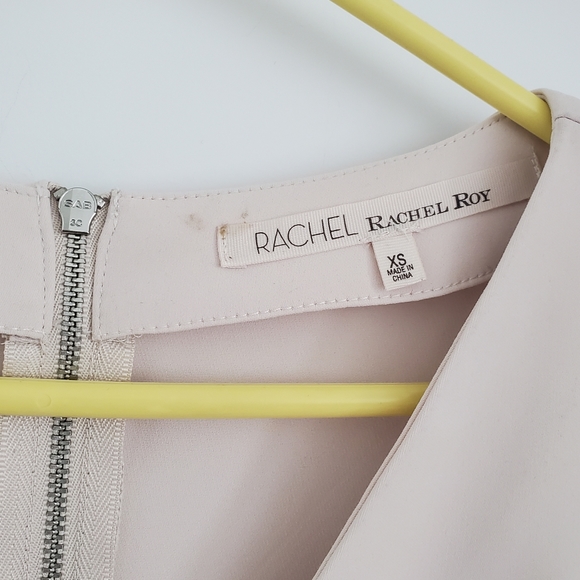 GUC Rachel Roy Crepe V-neck Blouse. - Picture 3 of 4